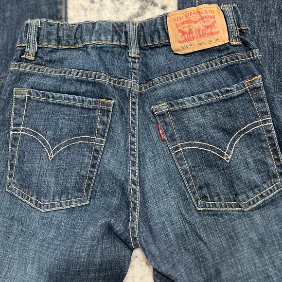 Boys Levi's Dark Blue Jeans - Picture 3 of 7